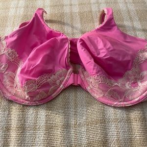 Victoria’s Secret Bra Size 38D
